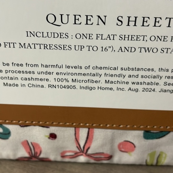 NEW QUEEN SIZE CUPCAKES & CASHMERE FaLaLa BOWS & ORNAMENTS CHRISTMAS Sheets - Picture 5 of 6